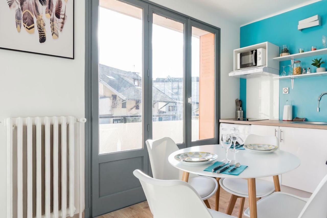 Lp Anne Annecy Exterior foto